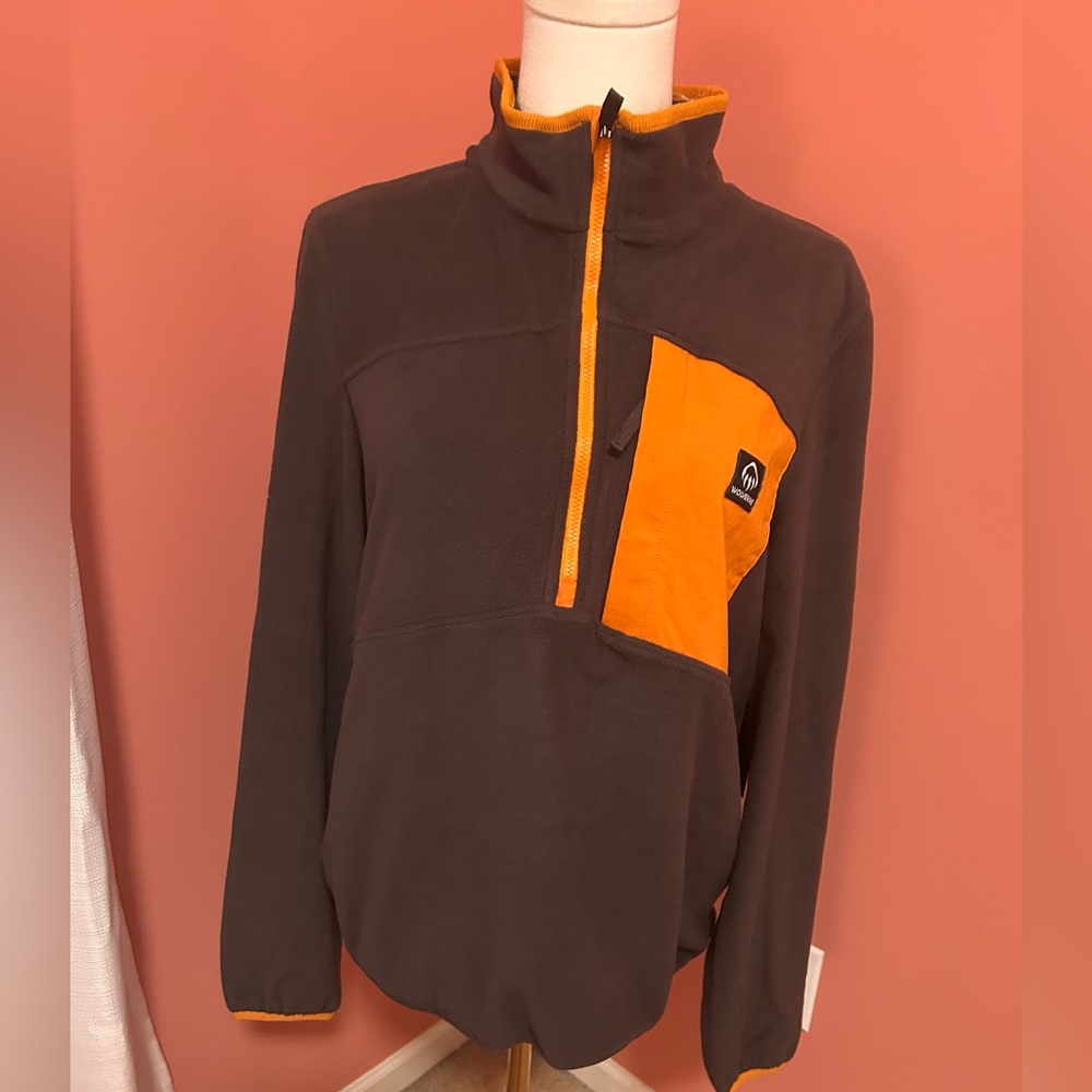 NWT!  Men’s Wolverine 1/4 zip fleece